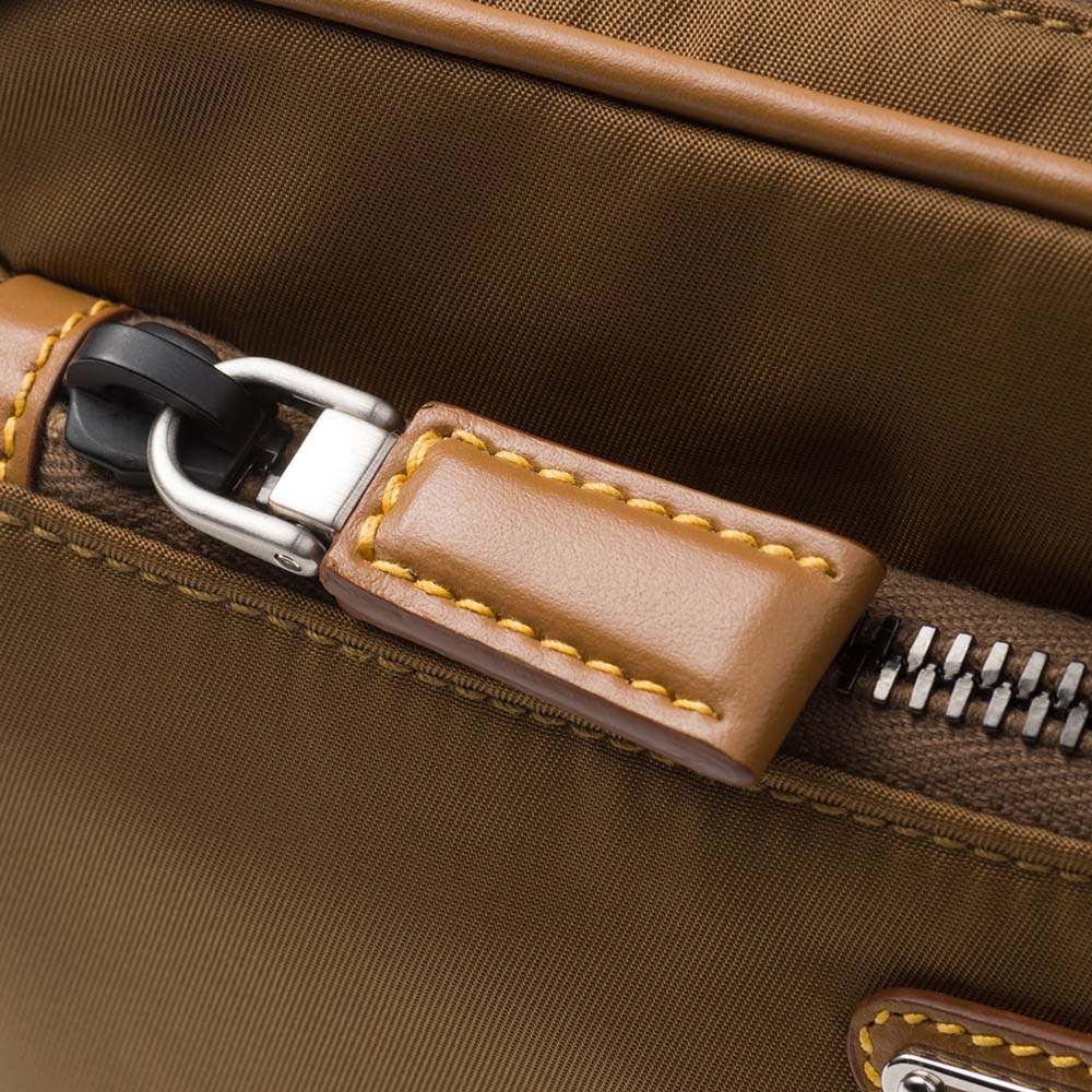 プラダ スーパーコピー Re-Nylon xレザー ベルトバッグ 2VL977_2CX2 - 商品画像 1
